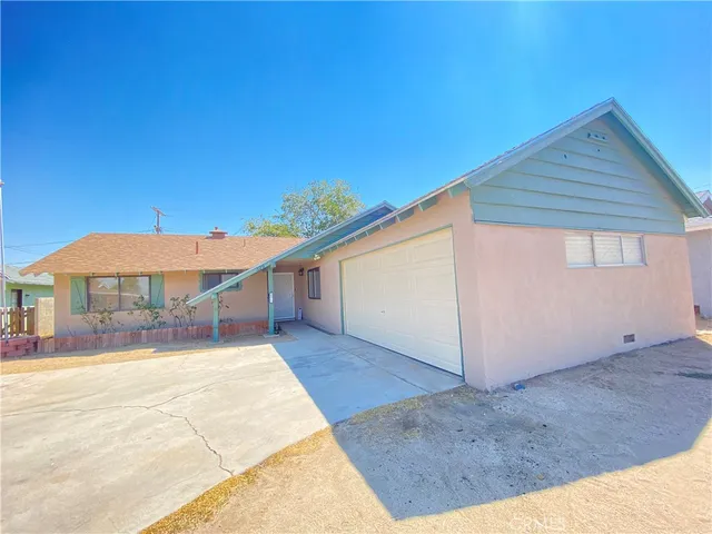$267,900 | 329 East Church Avenue, Ridgecrest, CA 93555