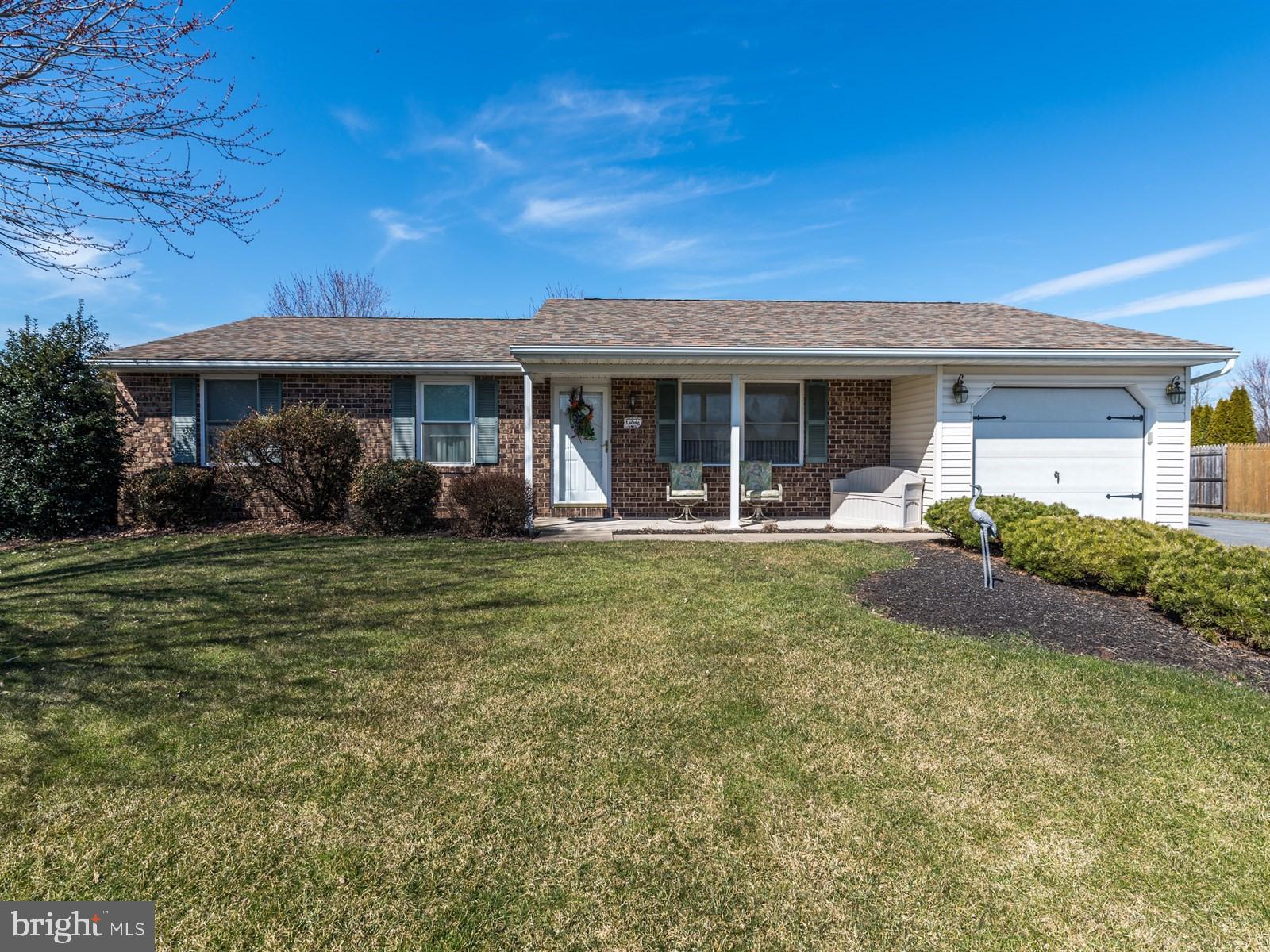 8 Spring House Lane Denver, PA 17517 - Photo 1 of 25 Front