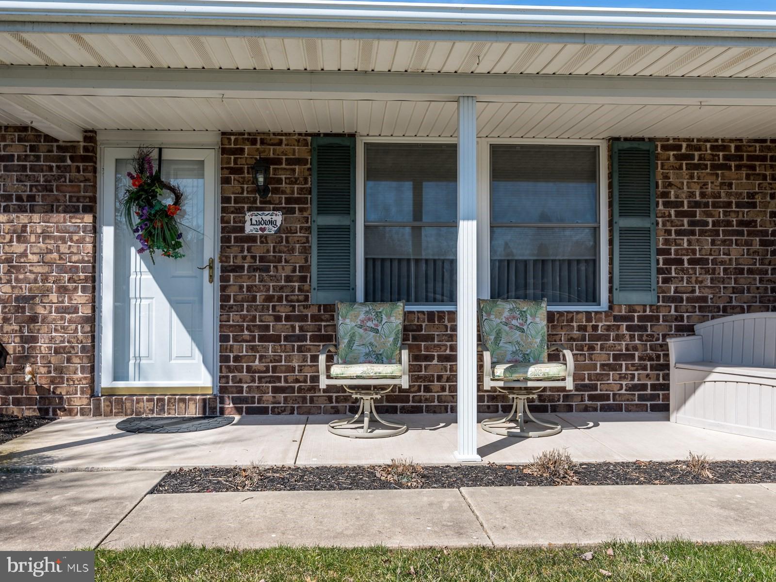 8 Spring House Lane Denver, PA 17517 - Photo 4 of 25 V4