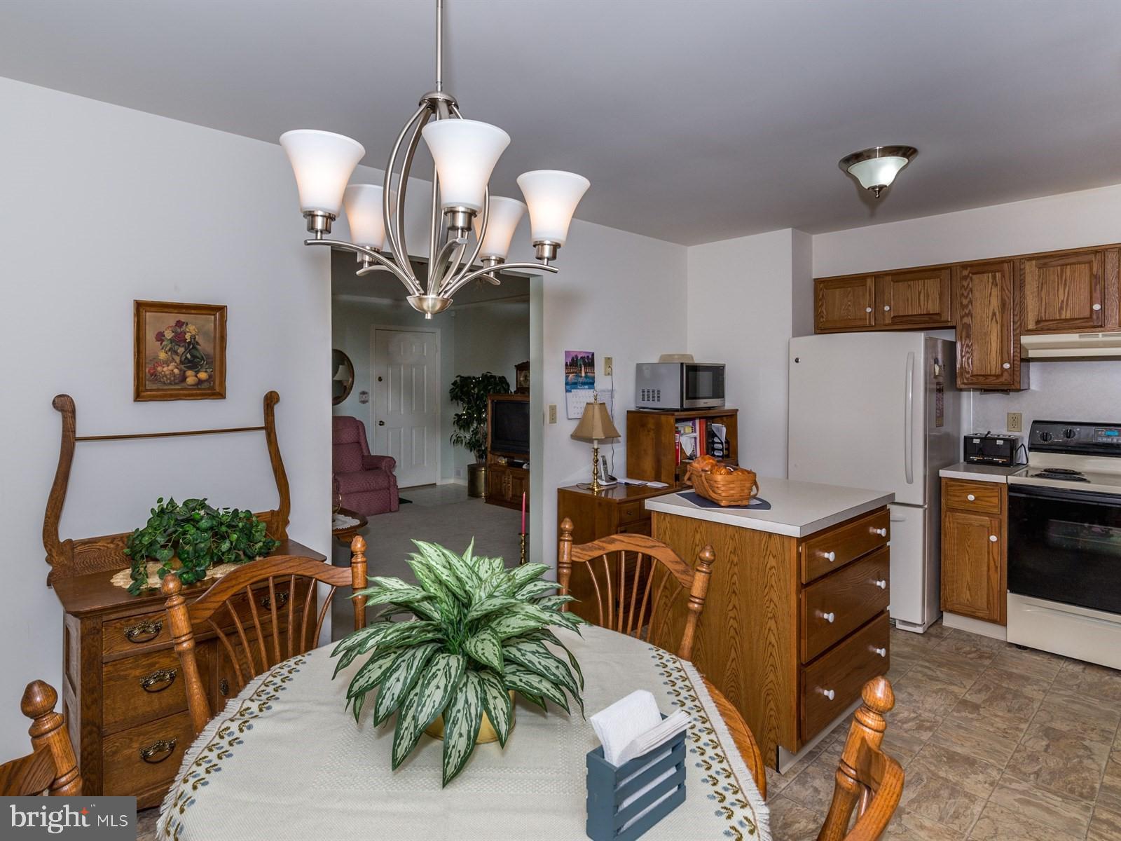 8 Spring House Lane Denver, PA 17517 - Photo 9 of 25 V2