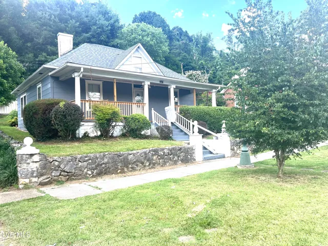 $140,000 | 367 East Jackson Street, Gate City, VA 24251