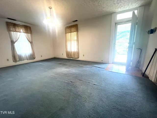 $140,000 | 367 East Jackson Street, Gate City, VA 24251