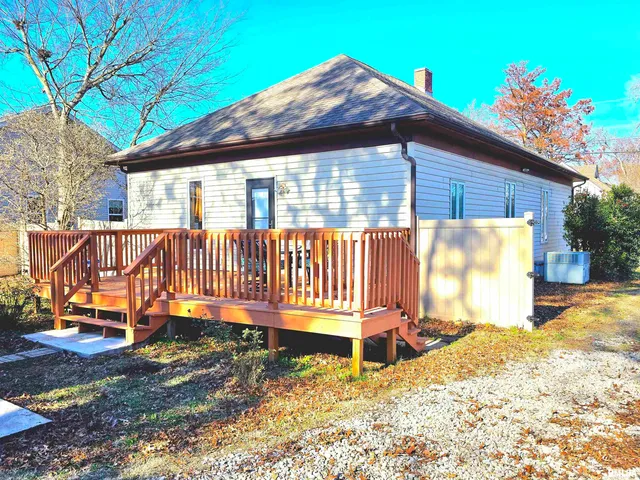 $129,900 | 1711 West Cherry Street, Marion, IL 62959