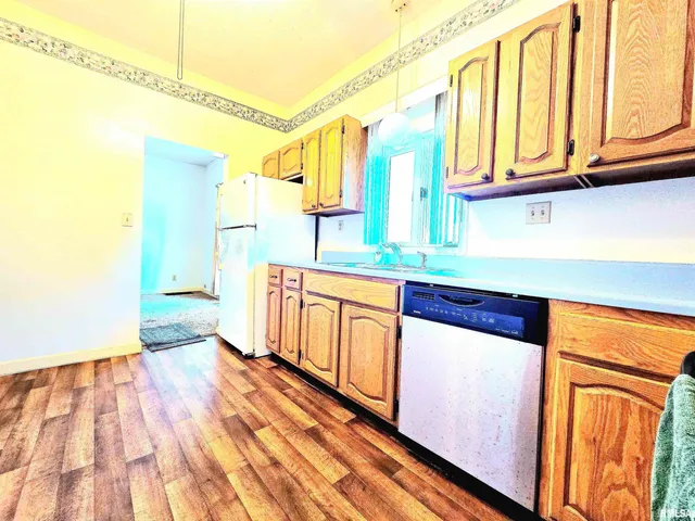 $129,900 | 1711 West Cherry Street, Marion, IL 62959