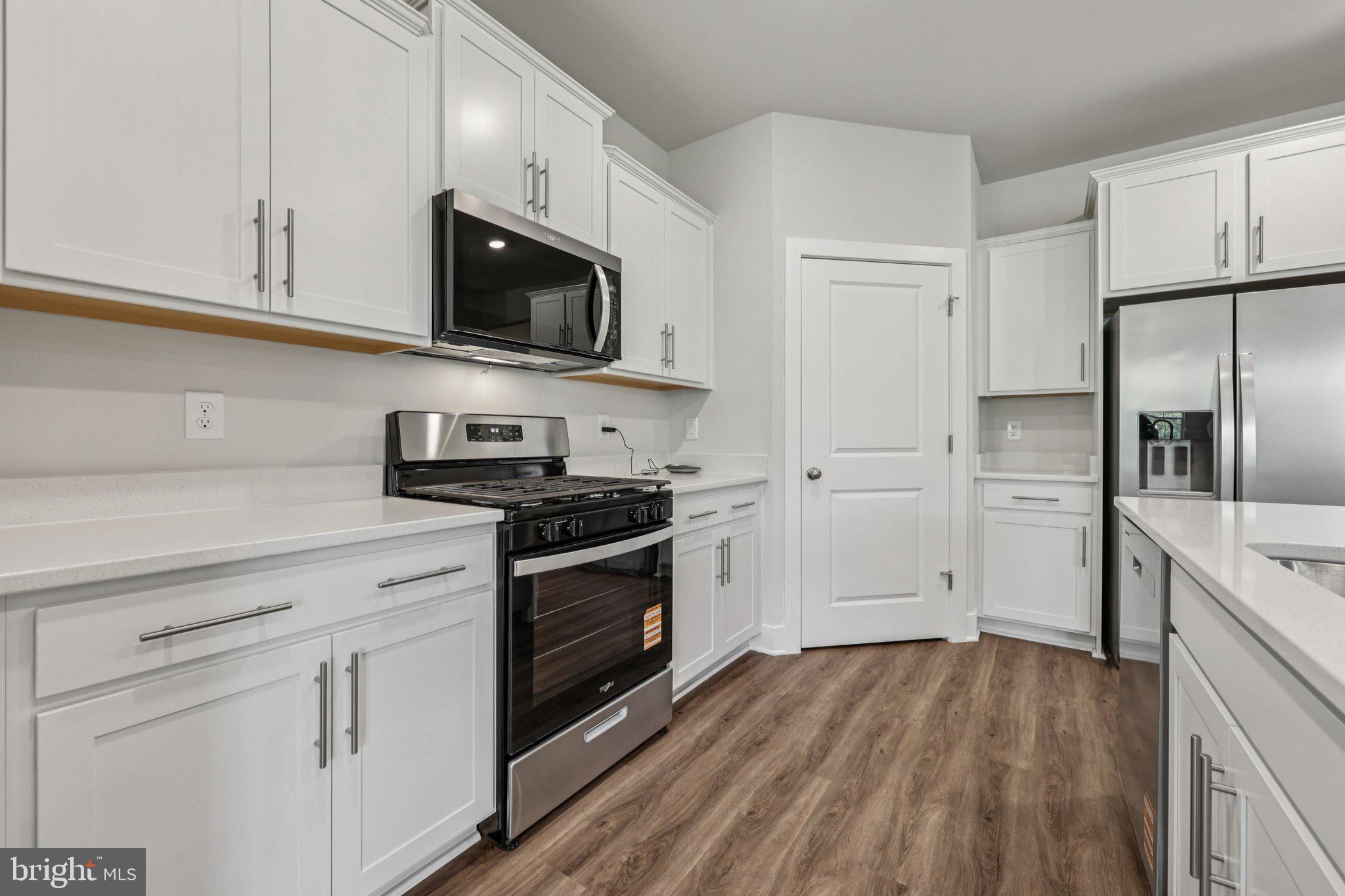 237 Hydrangea Way Winchester, VA 22602 - Photo 14 of 60