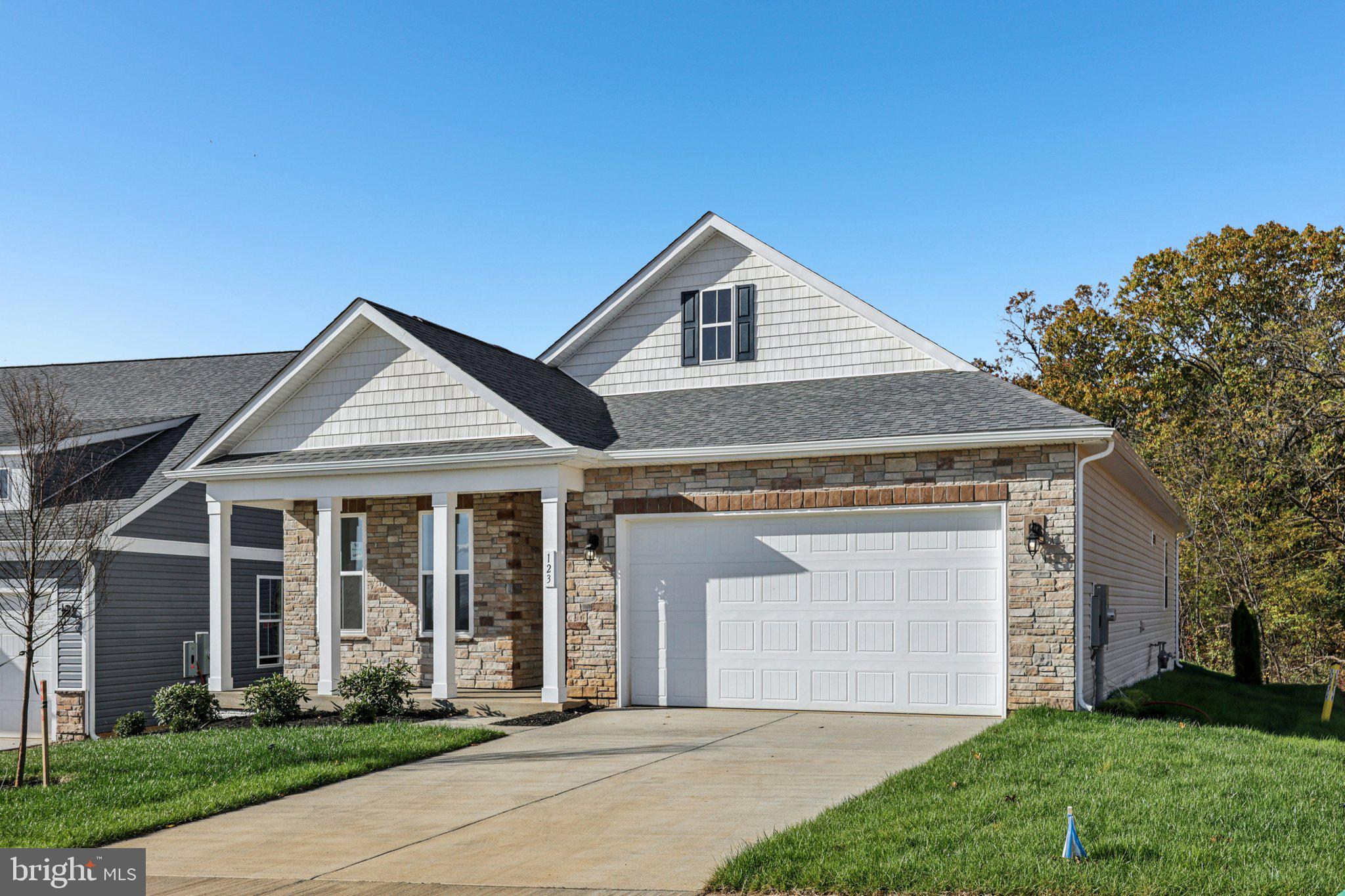 237 Hydrangea Way Winchester, VA 22602 - Photo 2 of 60