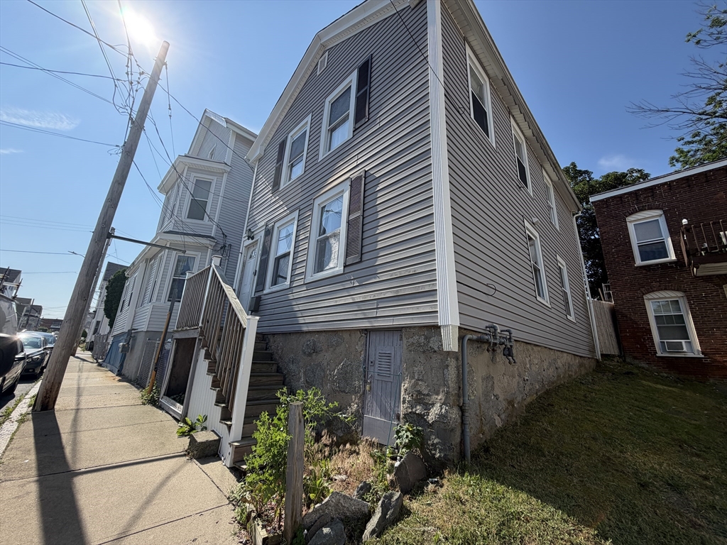 149 Franklin Street Fall River, MA 02720 - Photo 5 of 23