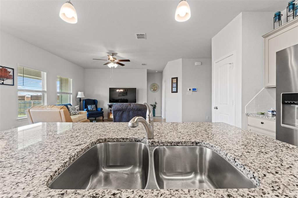 10805 Peperak Court Waco, TX 76708 - Photo 18 of 32