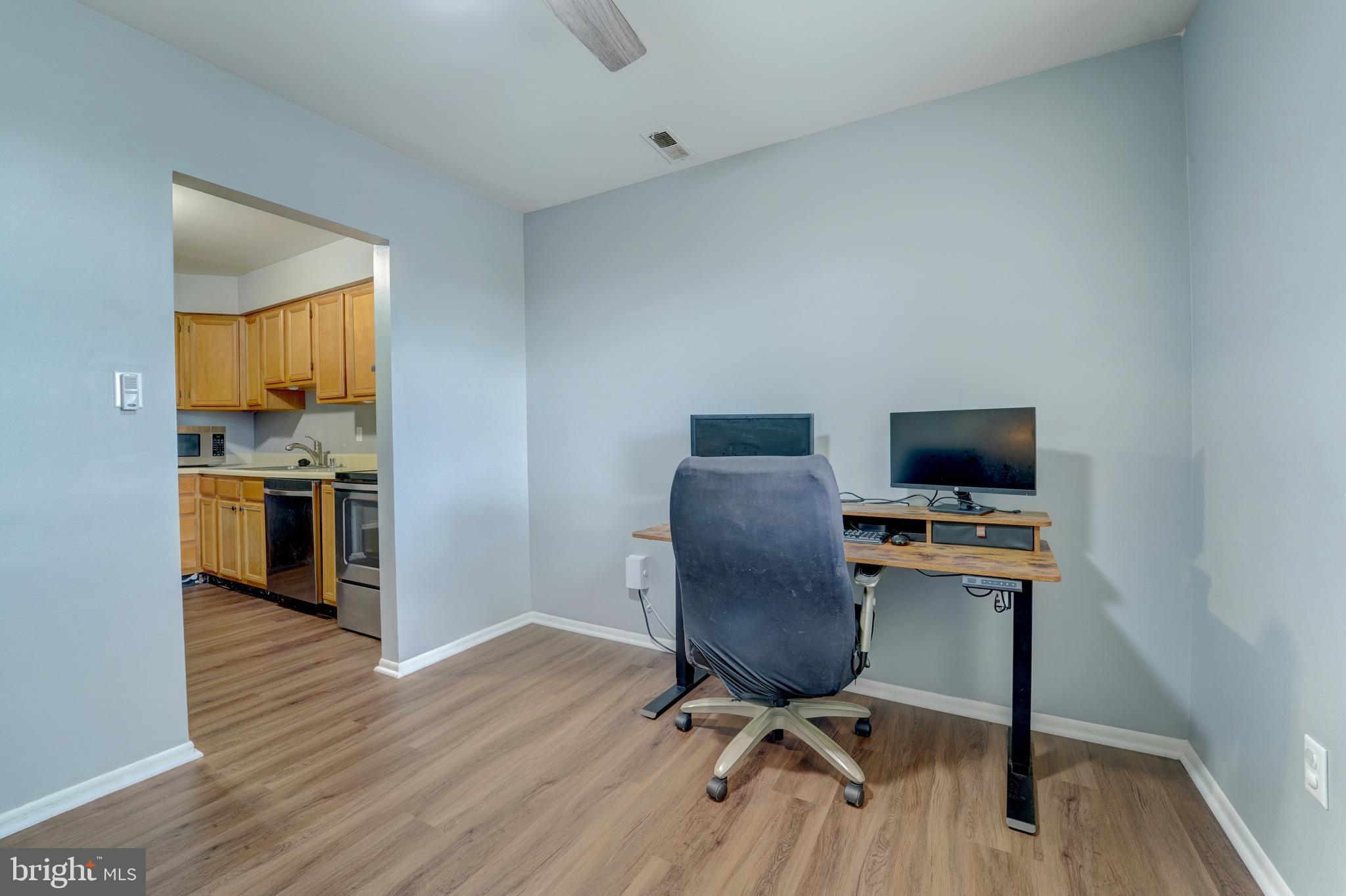 1000 Spring Gate Road, Unit 1C Catonsville, MD 21228 - Photo 8 of 24 Dining Area/Office