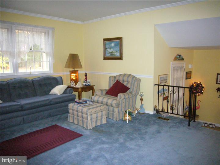 301 Evergreen Road Barrington, NJ 08007 - Photo 13 of 25