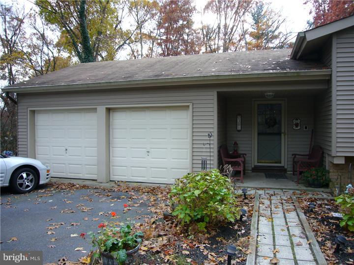 301 Evergreen Road Barrington, NJ 08007 - Photo 3 of 25