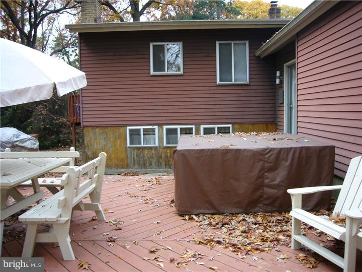 301 Evergreen Road Barrington, NJ 08007 - Photo 8 of 25