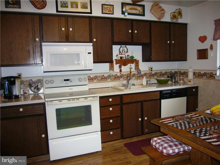 301 Evergreen Road Barrington, NJ 08007 - Photo 10 of 25