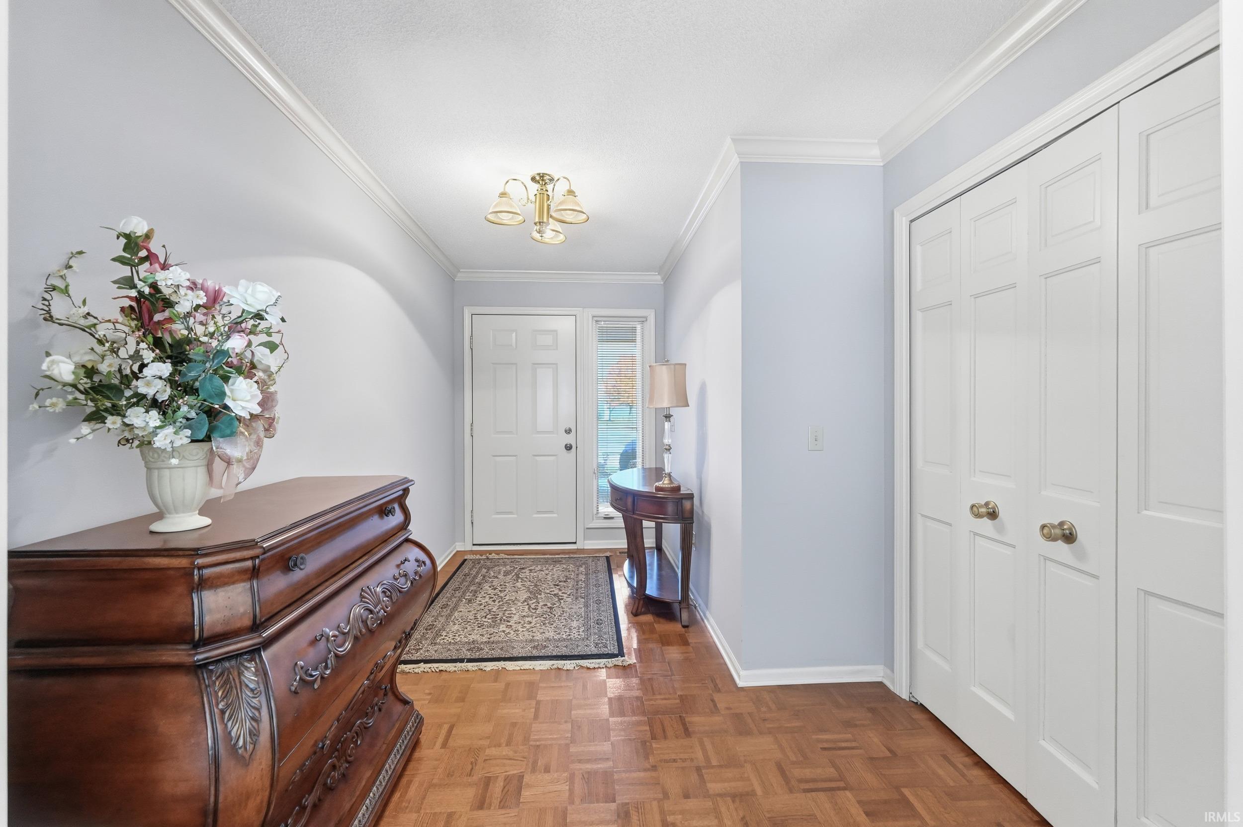 1102 Packard Place Auburn, IN 46706 - Photo 3 of 33