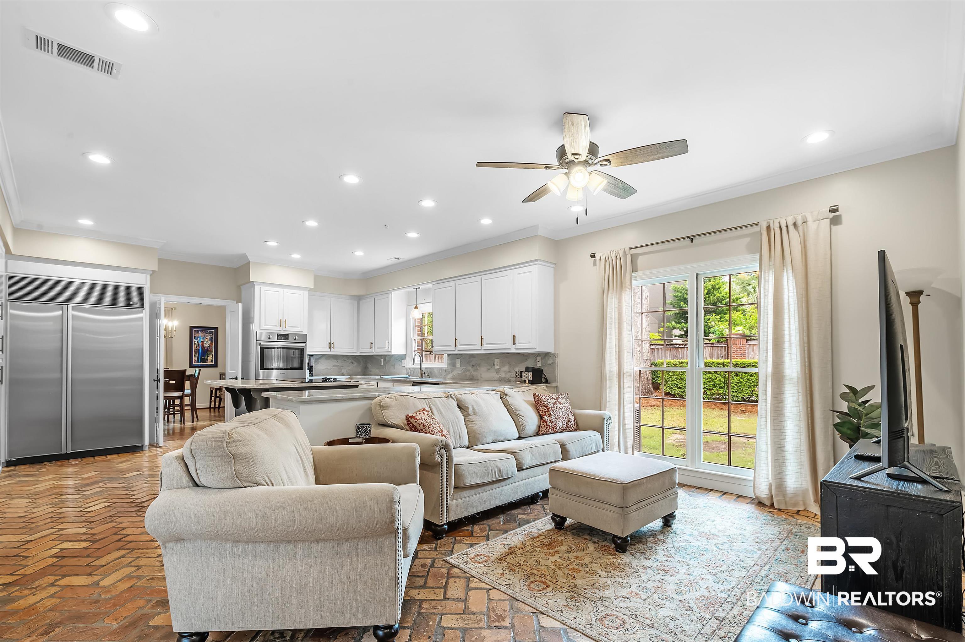 2109 Ryegate Court Mobile, AL 36693 - Photo 14 of 32 Family Room