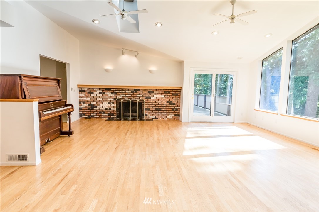 16815 Southeast 149th Street Renton, WA 98059 - Photo 7 of 25 Gallery Image 7