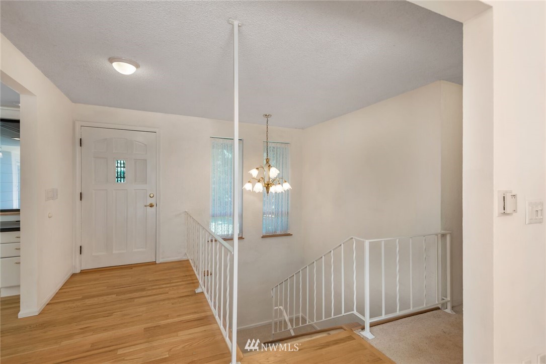 16815 Southeast 149th Street Renton, WA 98059 - Photo 9 of 25 Gallery Image 9