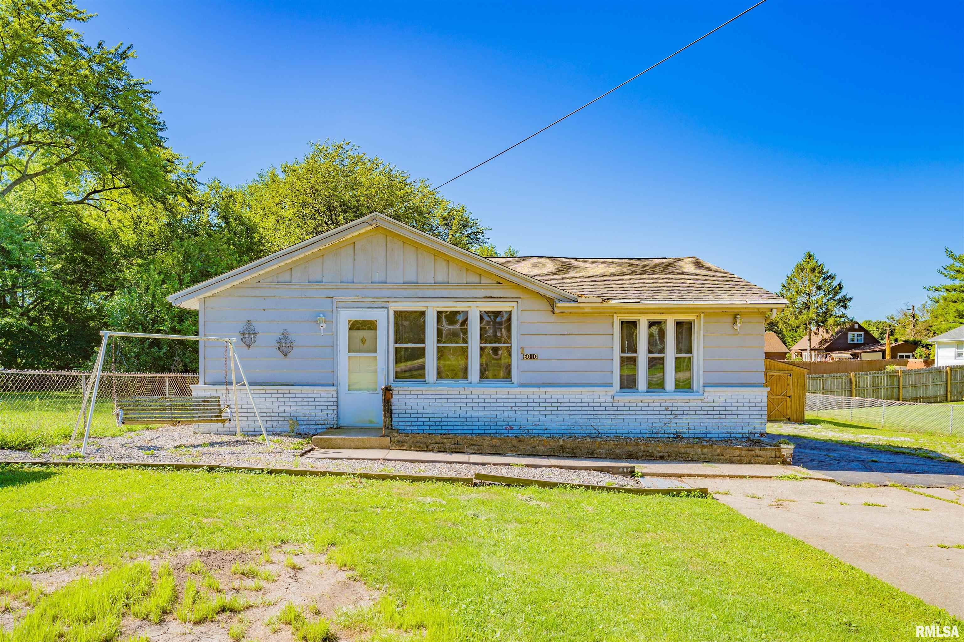 6010 West Fairview Road Peoria, IL 61607 - Photo 1 of 23
