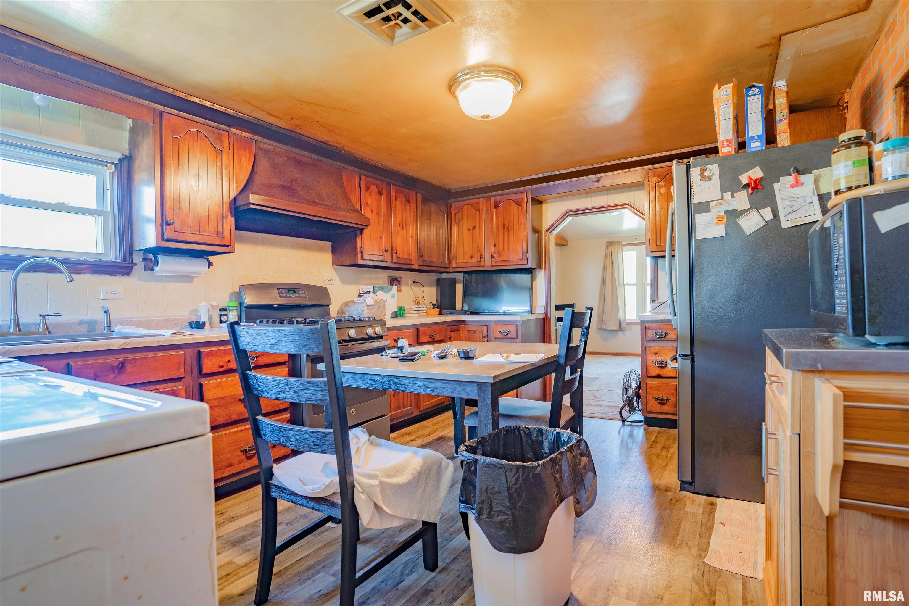6010 West Fairview Road Peoria, IL 61607 - Photo 8 of 23