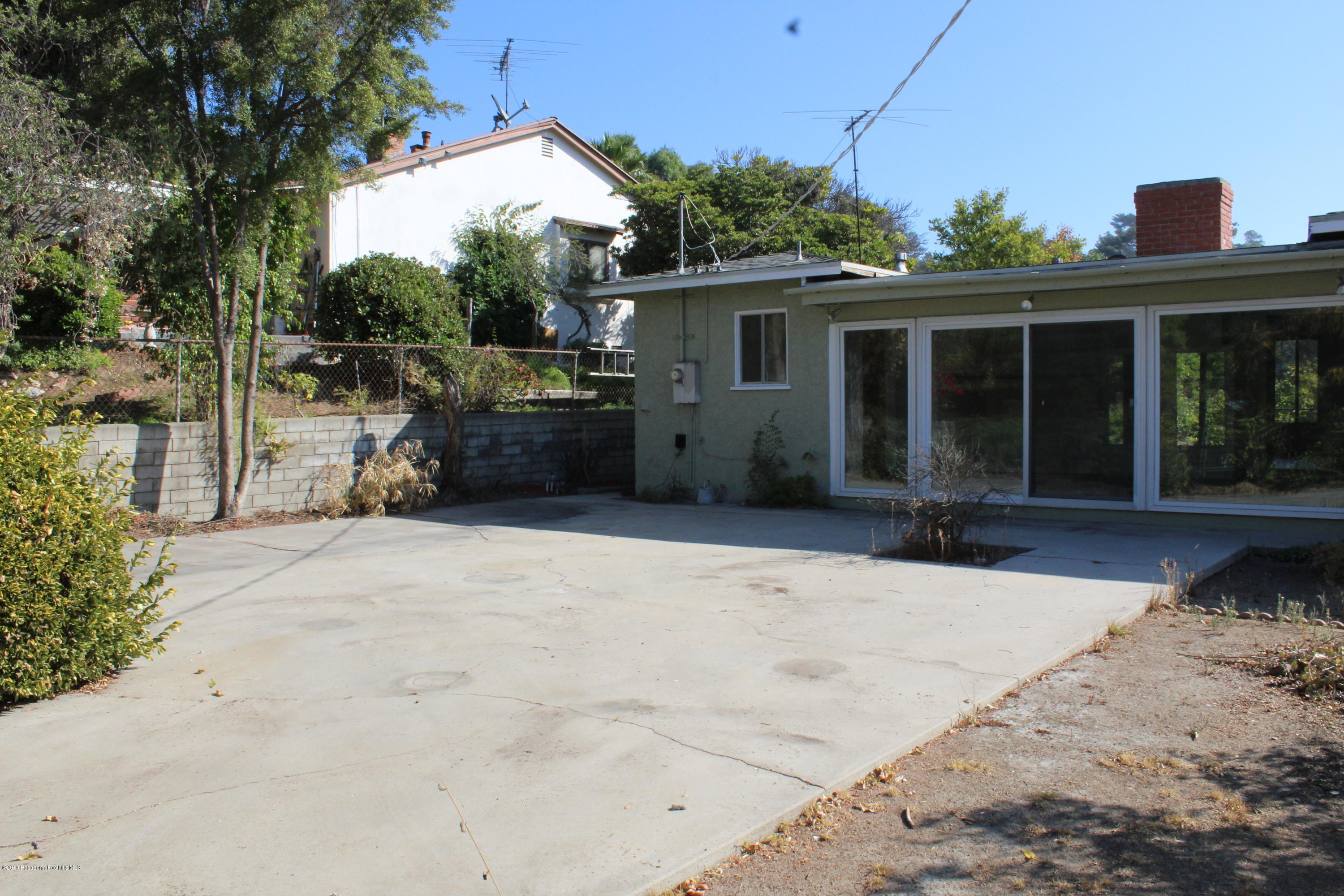 1365 Brixton Road Pasadena, CA 91105 - Photo 21 of 22 IMG_3006