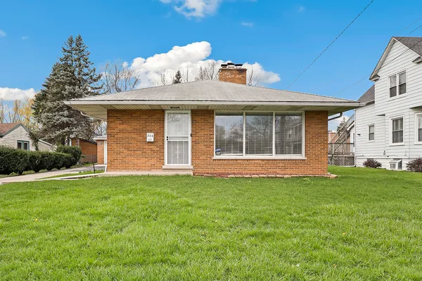 $196,500 | 214 North Hunter Street, Thornton, IL 60476