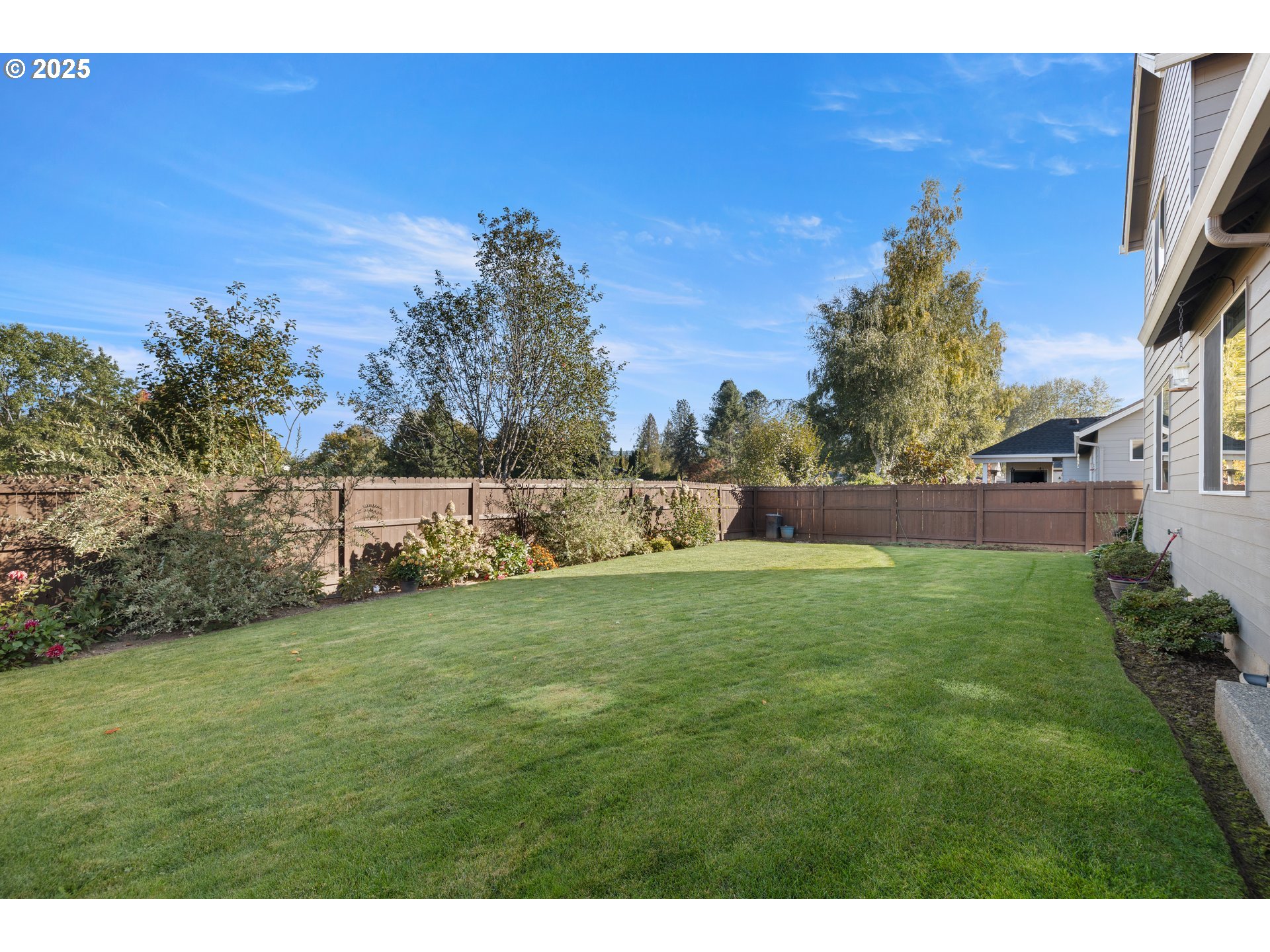2344 Southeast 27th Street Battle Ground, WA 98604 - Photo 36 of 48 a view of a backyard
