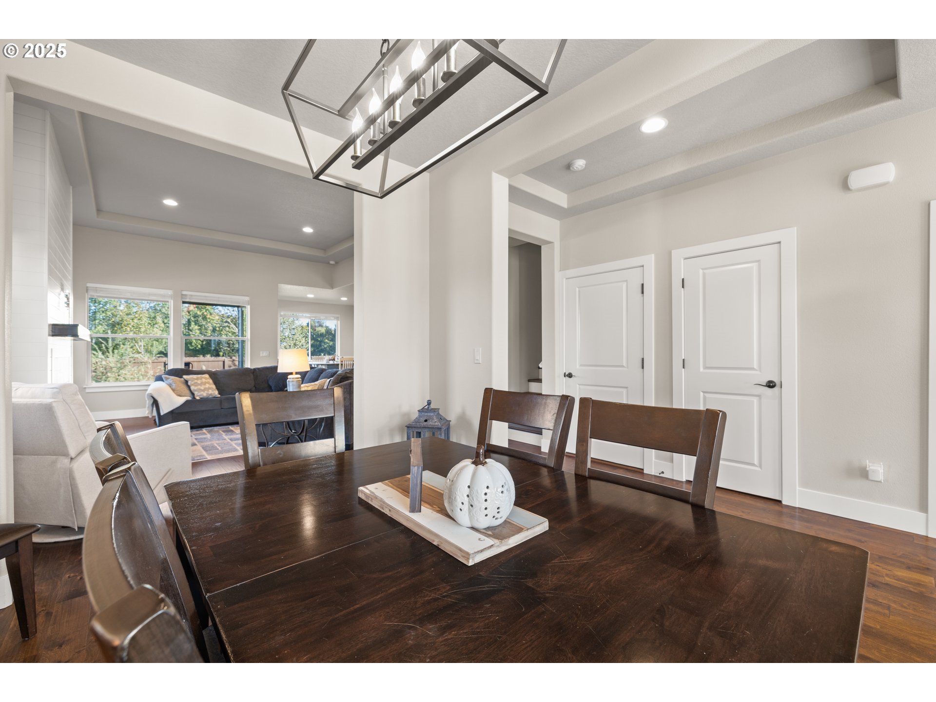 2344 Southeast 27th Street Battle Ground, WA 98604 - Photo 10 of 48 a living room with furniture and a table