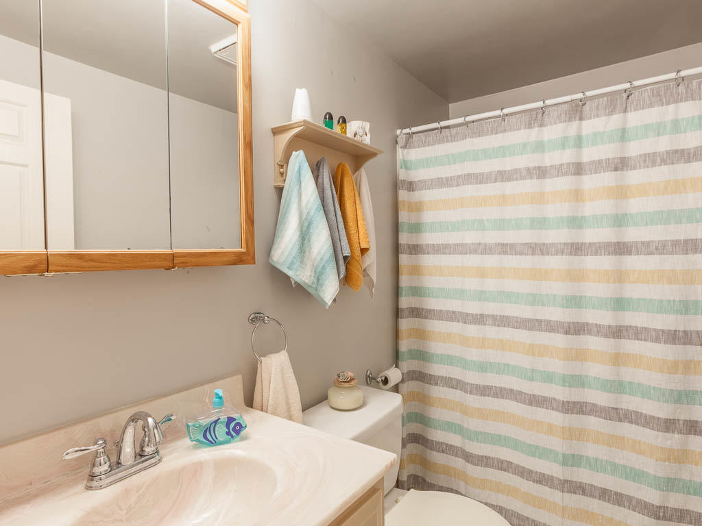 718 Main Street, Unit B2 Ogunquit, ME 03907 - Photo 10 of 28 Full Bath