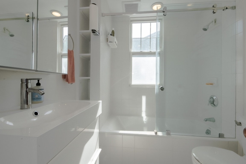 17 Tower Street, Unit 3 Boston, MA 02130 - Photo 14 of 22