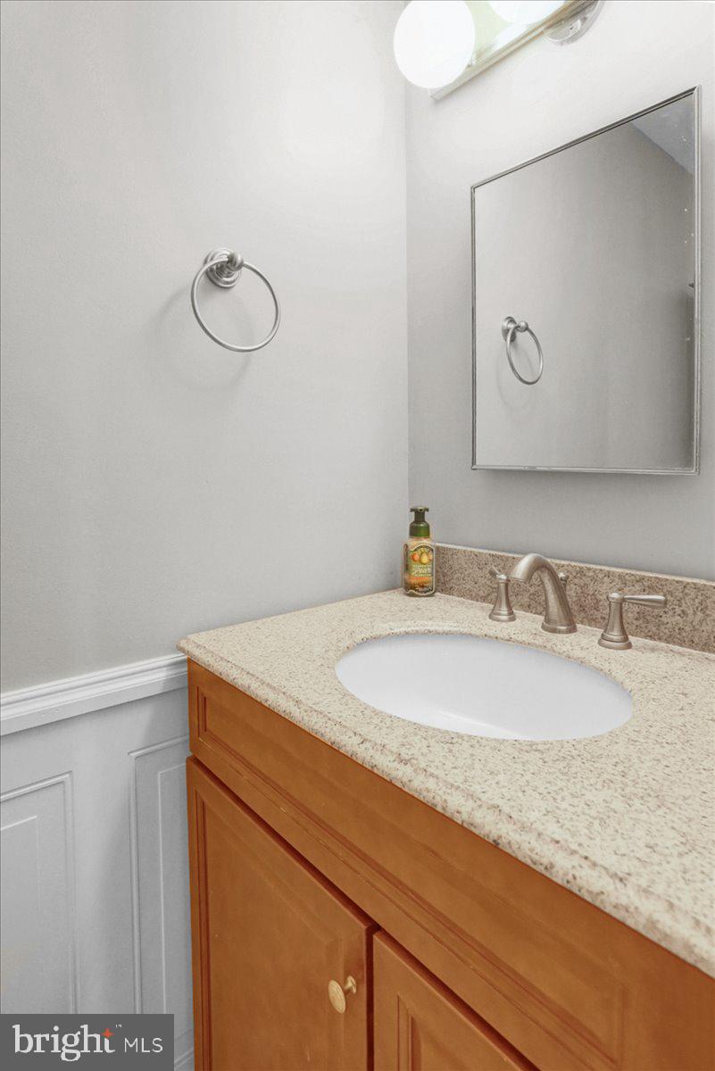 80 Wedge Lane Reading, PA 19607 - Photo 11 of 27 Main level half bath