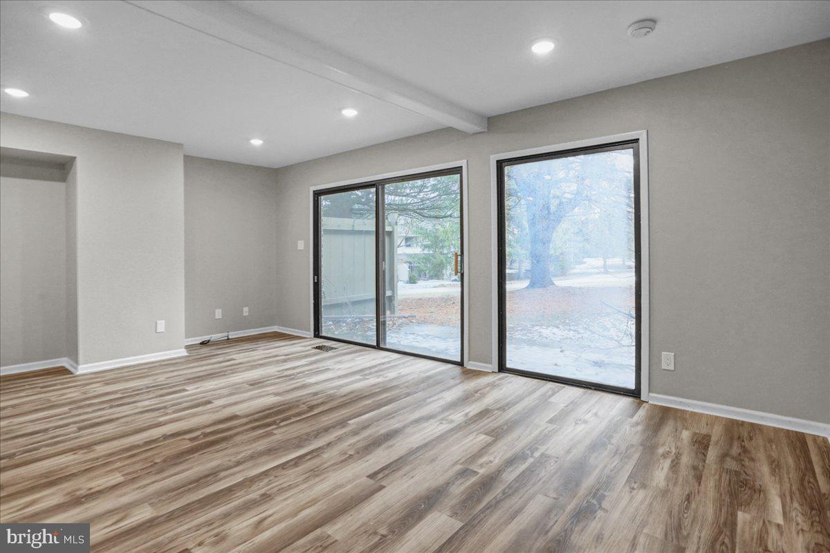 80 Wedge Lane Reading, PA 19607 - Photo 13 of 27 Living room backyard view of fairway 2