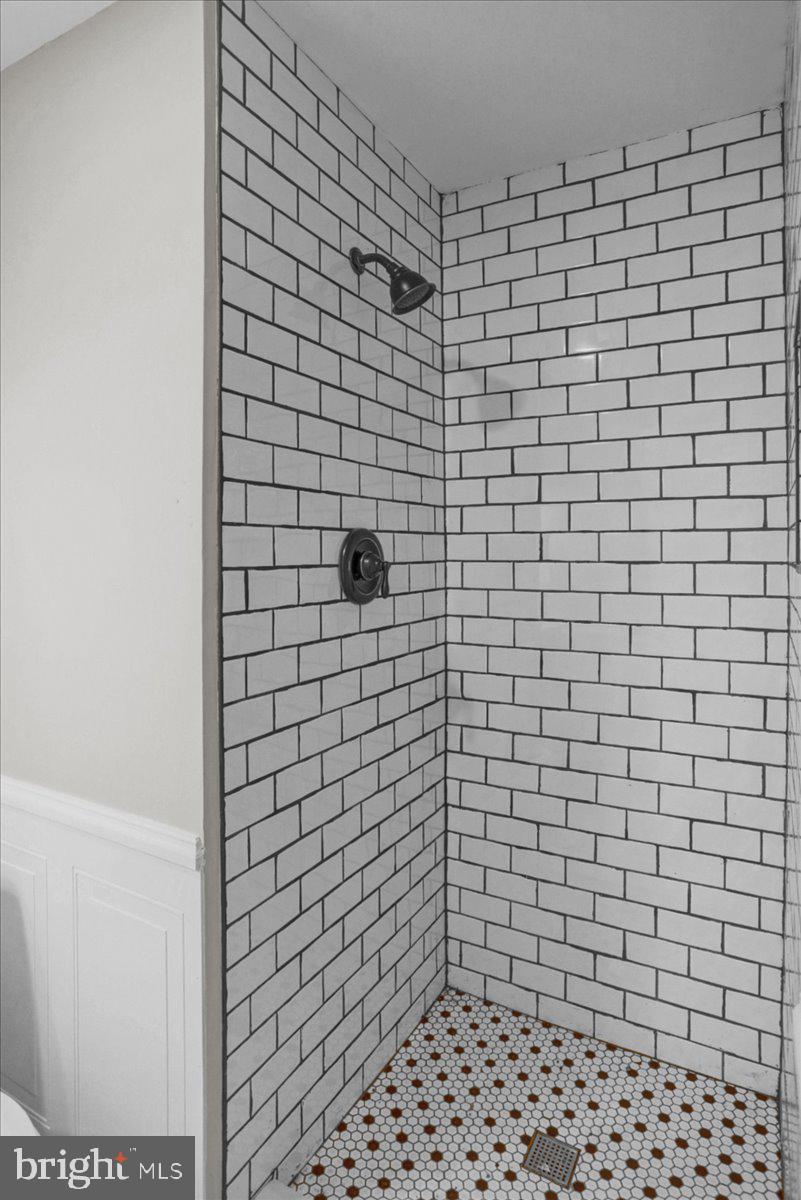 80 Wedge Lane Reading, PA 19607 - Photo 18 of 27 Master bath tiled stall shower