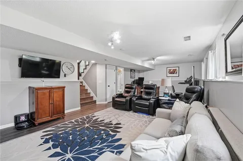 $450,000 | 5900 Meadowsweet Lane, Shawnee, KS 66226