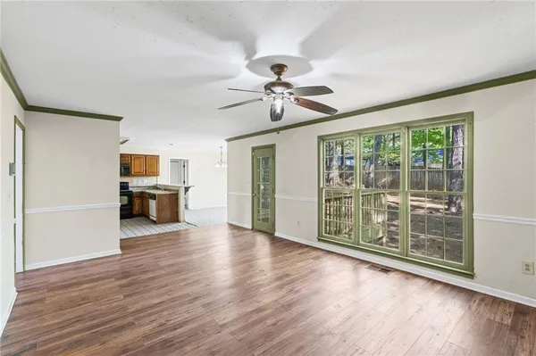 $285,000 | 3620 Erdly Lane, Snellville, GA 30039