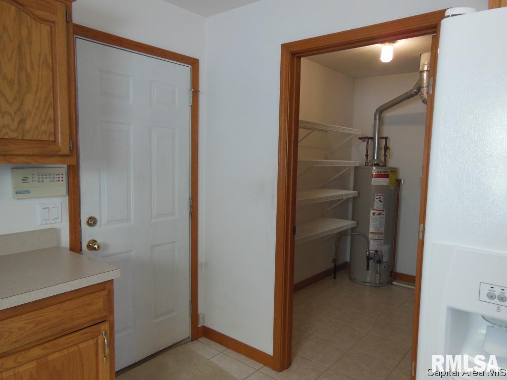 4116 Clearwater Lane Springfield, IL 62703 - Photo 6 of 9 Gallery Image 6
