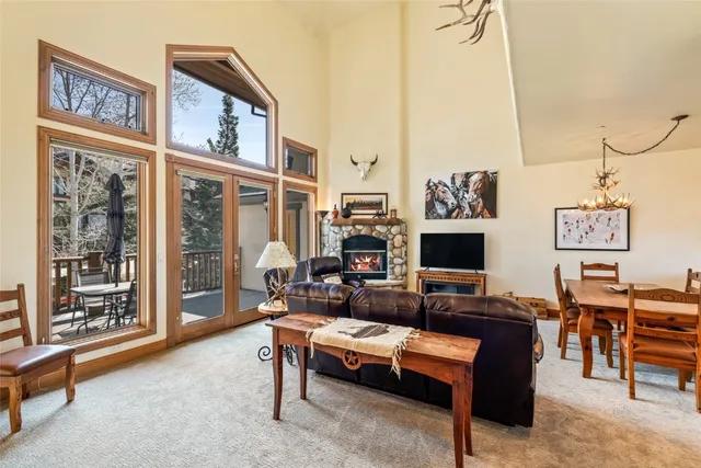 $1,895,000 | 2685 Timber Court, Unit 2, Steamboat Springs, CO 80487