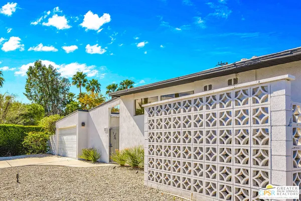 $899,000 | 2211 North Starr Road, Palm Springs, CA 92262