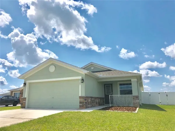 $1,945 | 6527 Bayston Hill Place, Zephyrhills, FL 33541