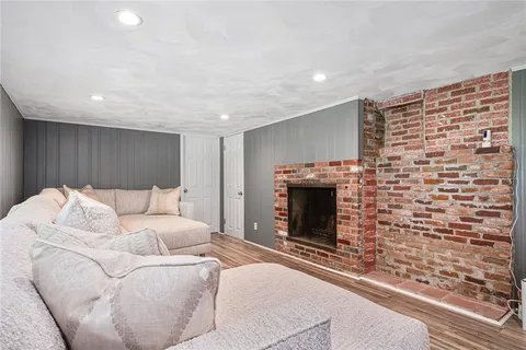 $925,000 | 20 Bullock Avenue, Barrington, RI 02806