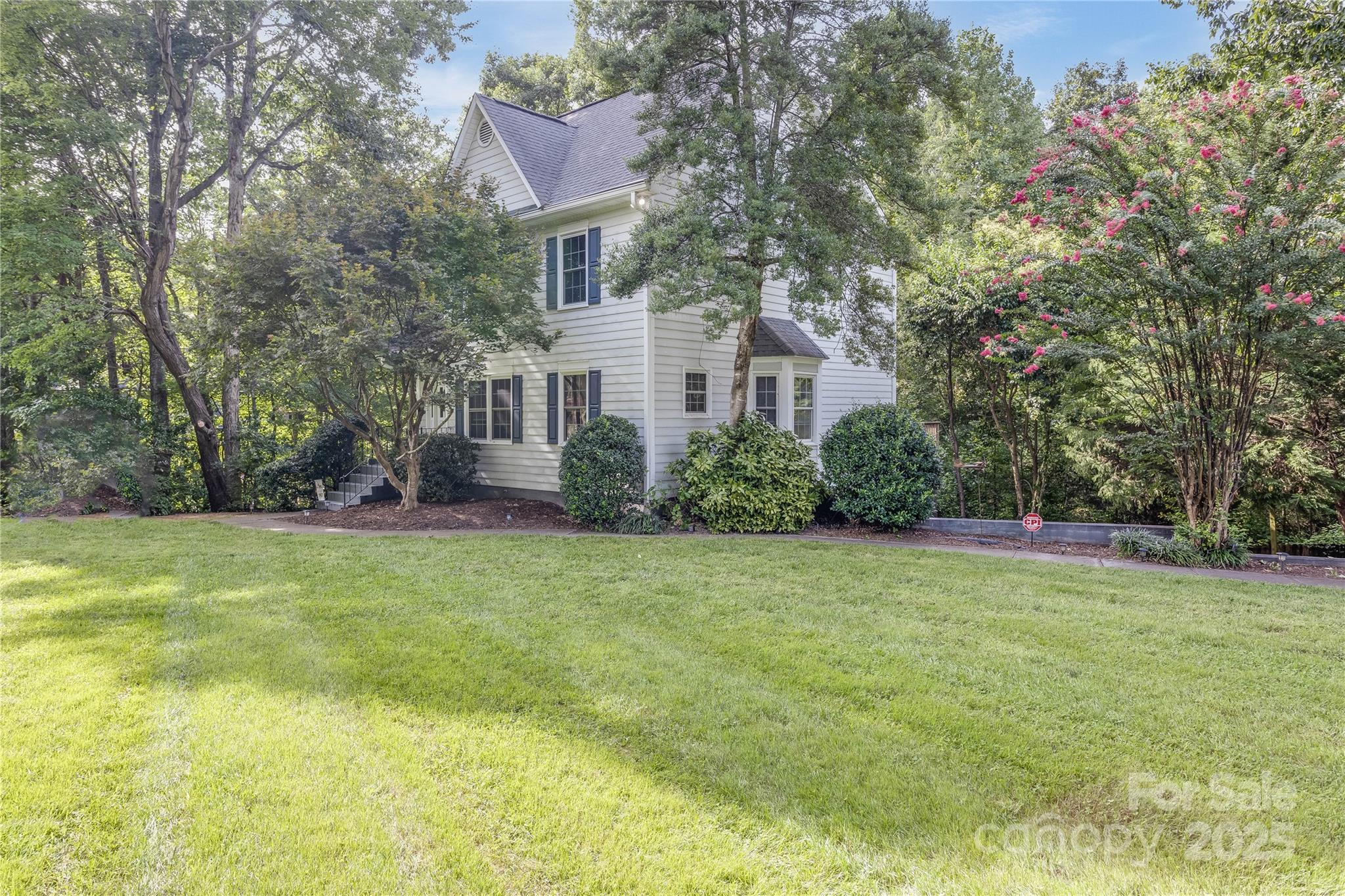 900 Raleigh Court Gastonia, NC 28054 - Photo 3 of 27