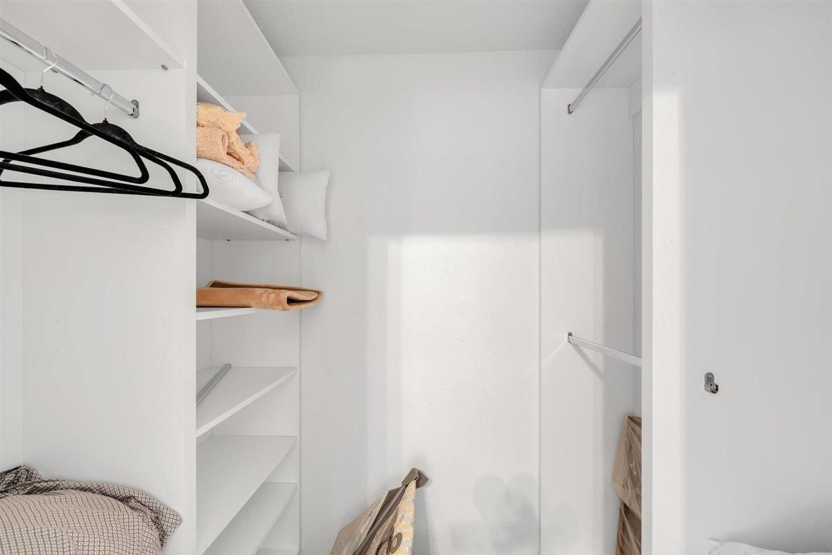 2441 Quail Hill Road, Unit 262 Copperopolis, CA 95228 - Photo 31 of 90 Large walk-in closet...