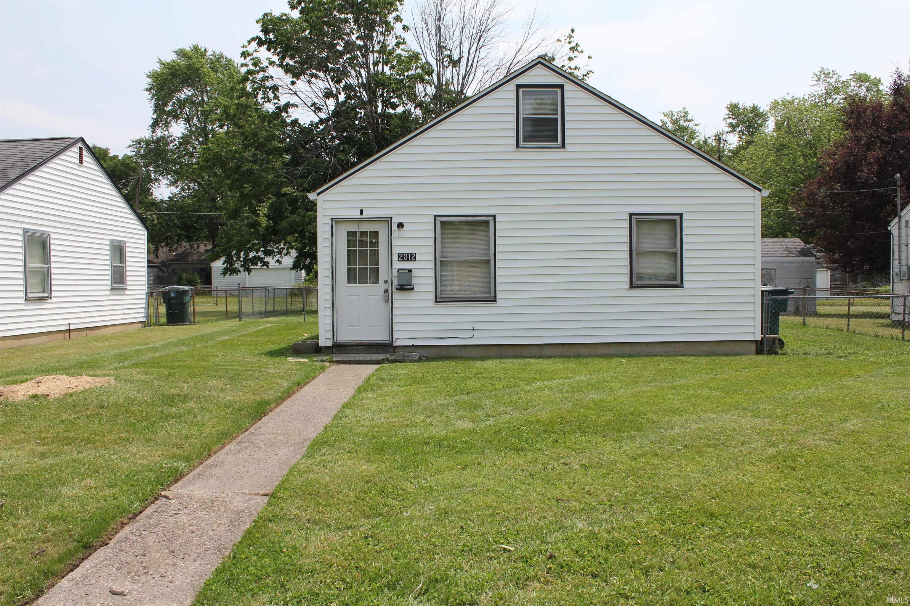 2012 South Vine Street Muncie, IN 47302 - Photo 1 of 15 Gallery Image 1