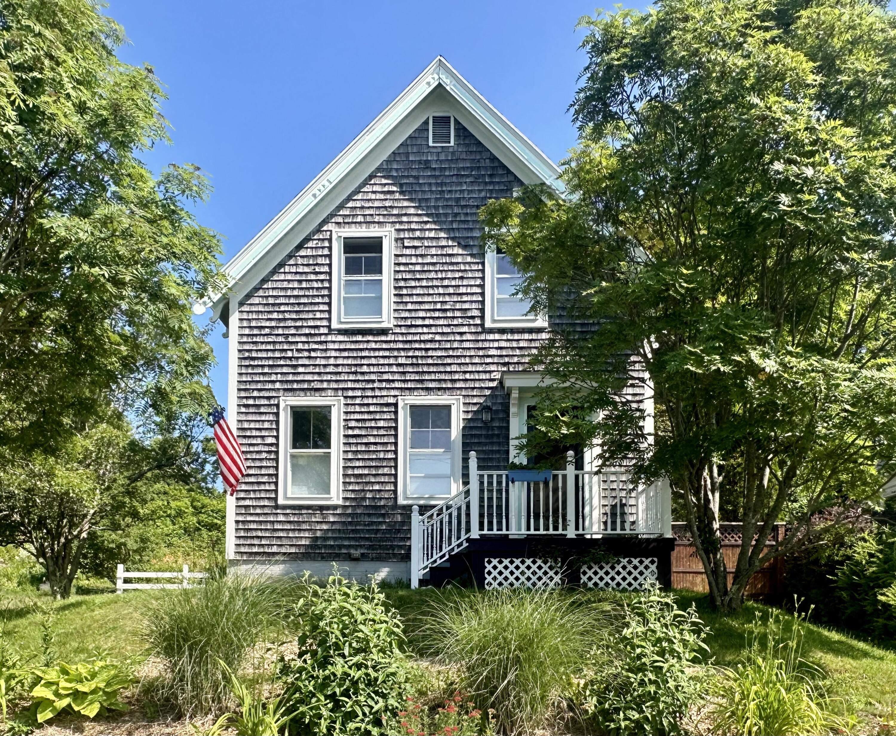 59 Washington Street Lubec, ME 04652 - Photo 4 of 69 IMG_4852