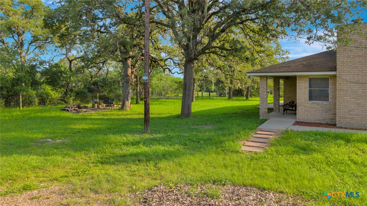 175 Albrecht Road Victoria, TX 77905 - Photo 31 of 47