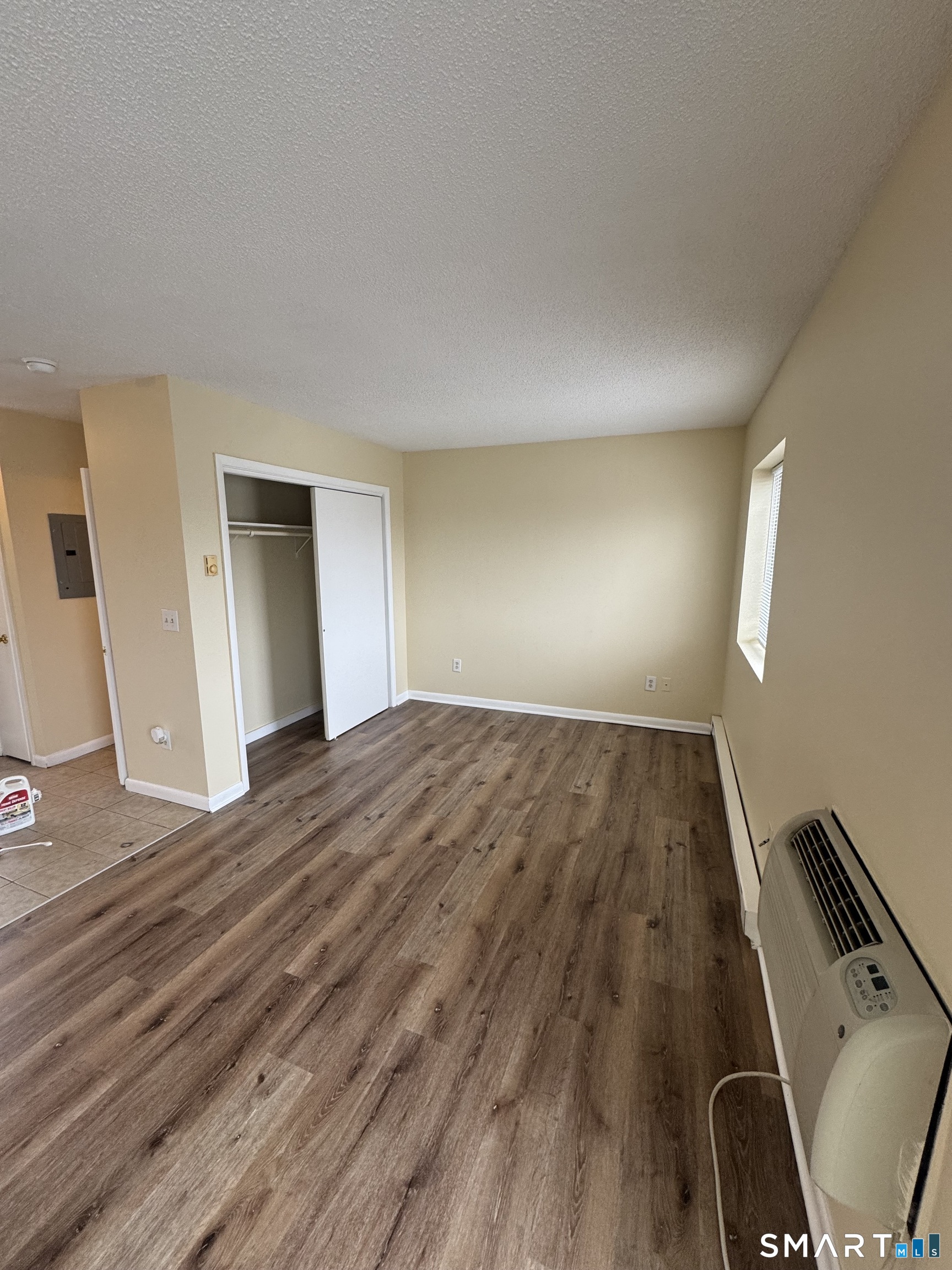 4 Warwick Street, Unit 17 New Haven, CT 06513 - Photo 3 of 5