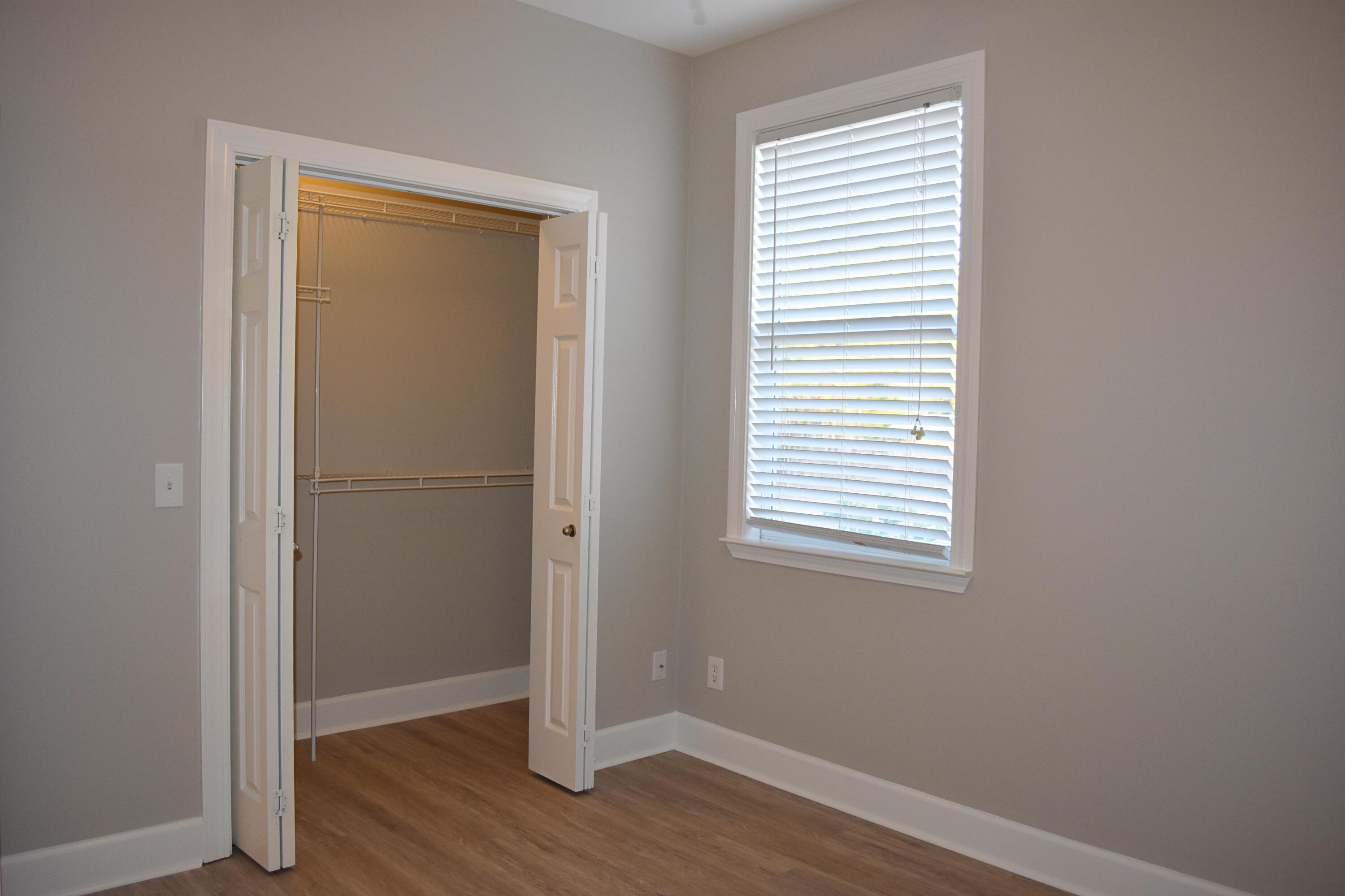 26 Village Lane Freeport, FL 32439 - Photo 20 of 37 20_ 3rd Bedroom