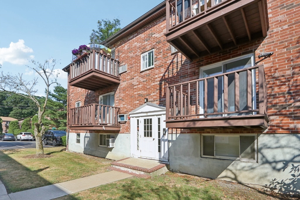 34 Westgate Road, Unit 3 Chestnut Hill, MA 02467 - Photo 21 of 24 Gallery Image 21