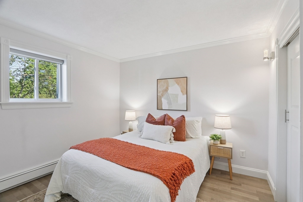 34 Westgate Road, Unit 3 Chestnut Hill, MA 02467 - Photo 3 of 24 Gallery Image 3