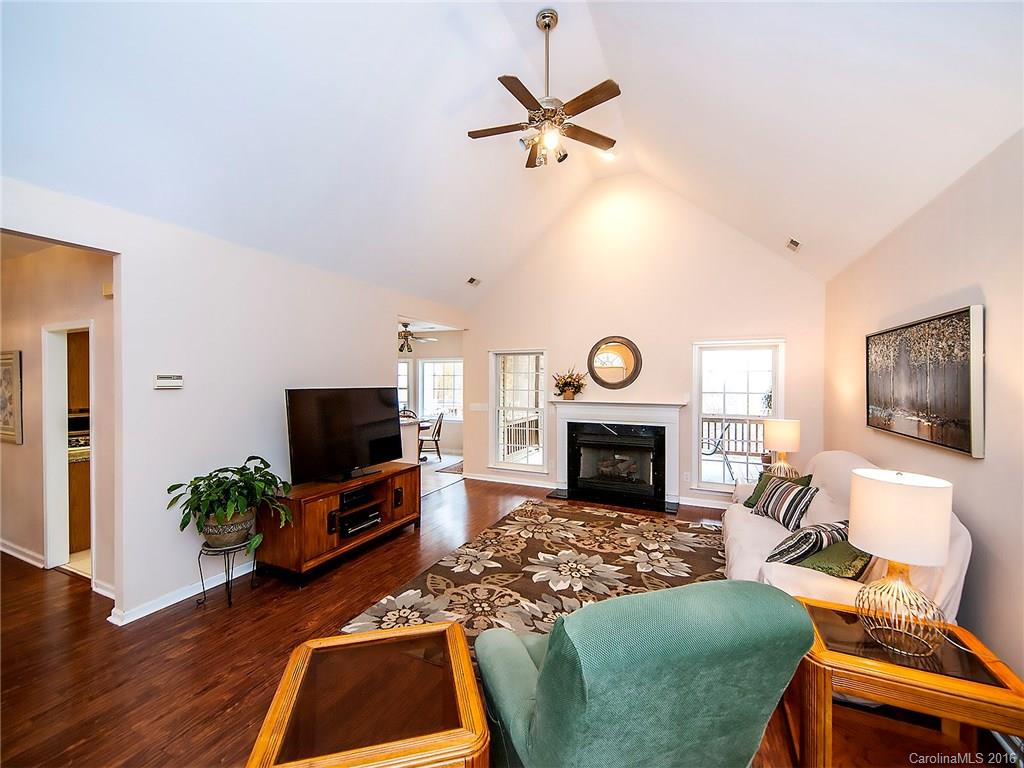 11137 Scullers Run Tega Cay, SC 29708 - Photo 3 of 22