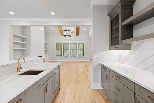 a view of a livingroom with an empty space